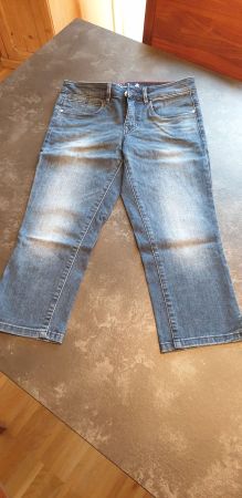 TOM TAILOR- Capri-Jeans/ Gr.27