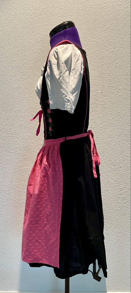 Kleider: Dirndl Grösse 36 rosa schwarz  – Gebraucht aus Oberhasli von Nostradamus01 2