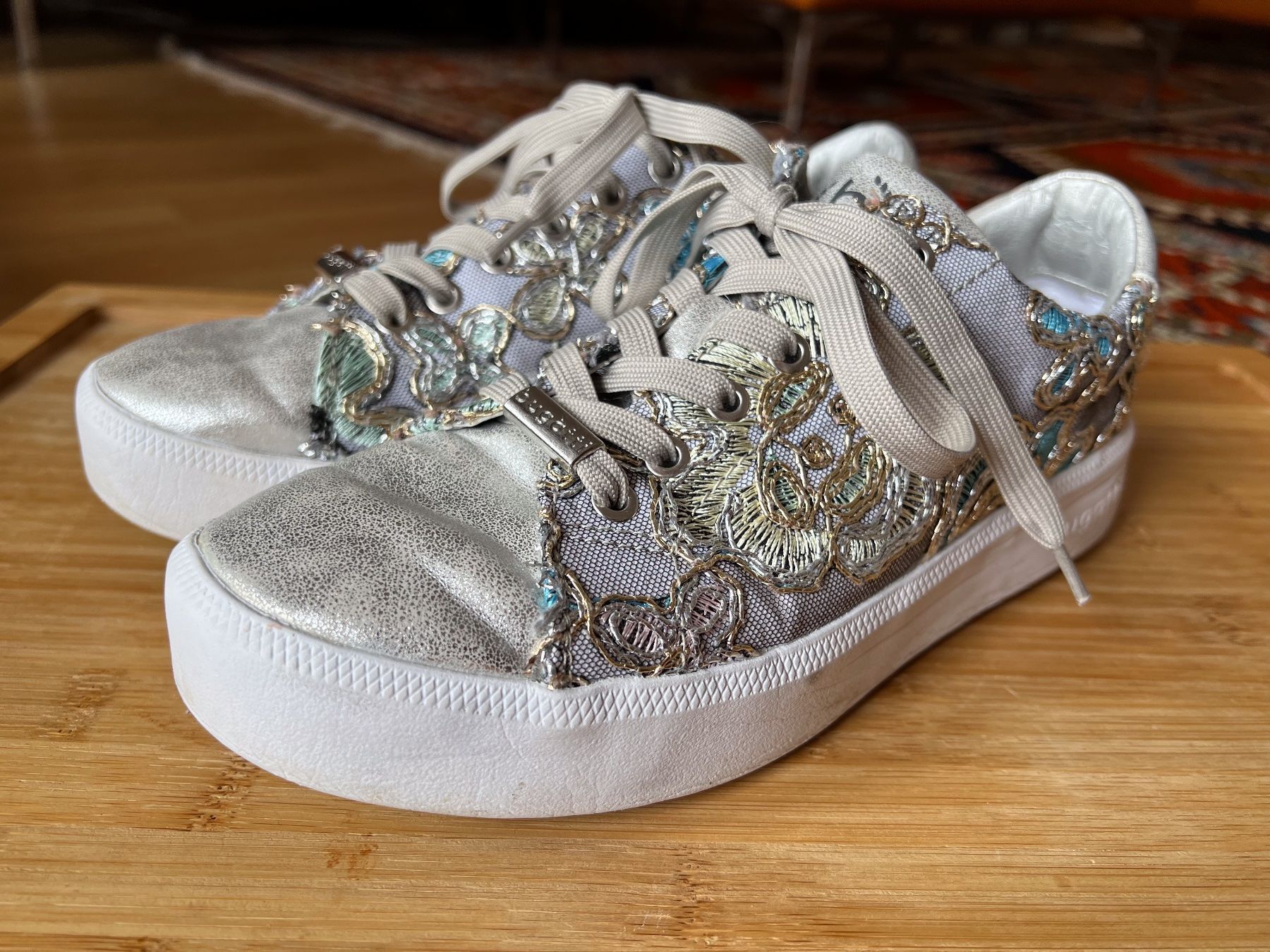 Bugatti Scarpe da donna: Bugatti Schuhe - Einlegesohle aus echtem Leder, Größe 37 – Usato da Tafers venduto da JP911 1