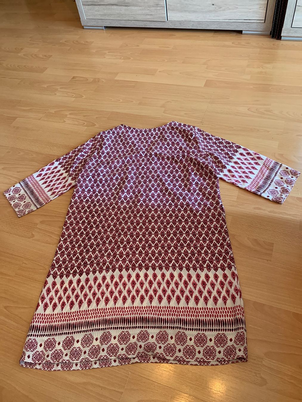 Vestiti: Jolie robe Armand Thiery taille 42 CH – Usato da MEYRIN venduto da Gwendo10 1