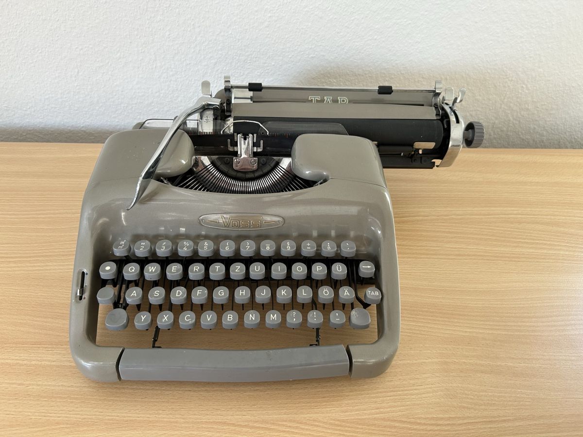 Macchine da scrivere: Voss S24 Reise - Schreibmaschine – Usato da Kreuzlingen venduto da jthover 1