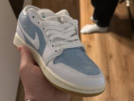 Air Jordan low 1 blau/weiss 38