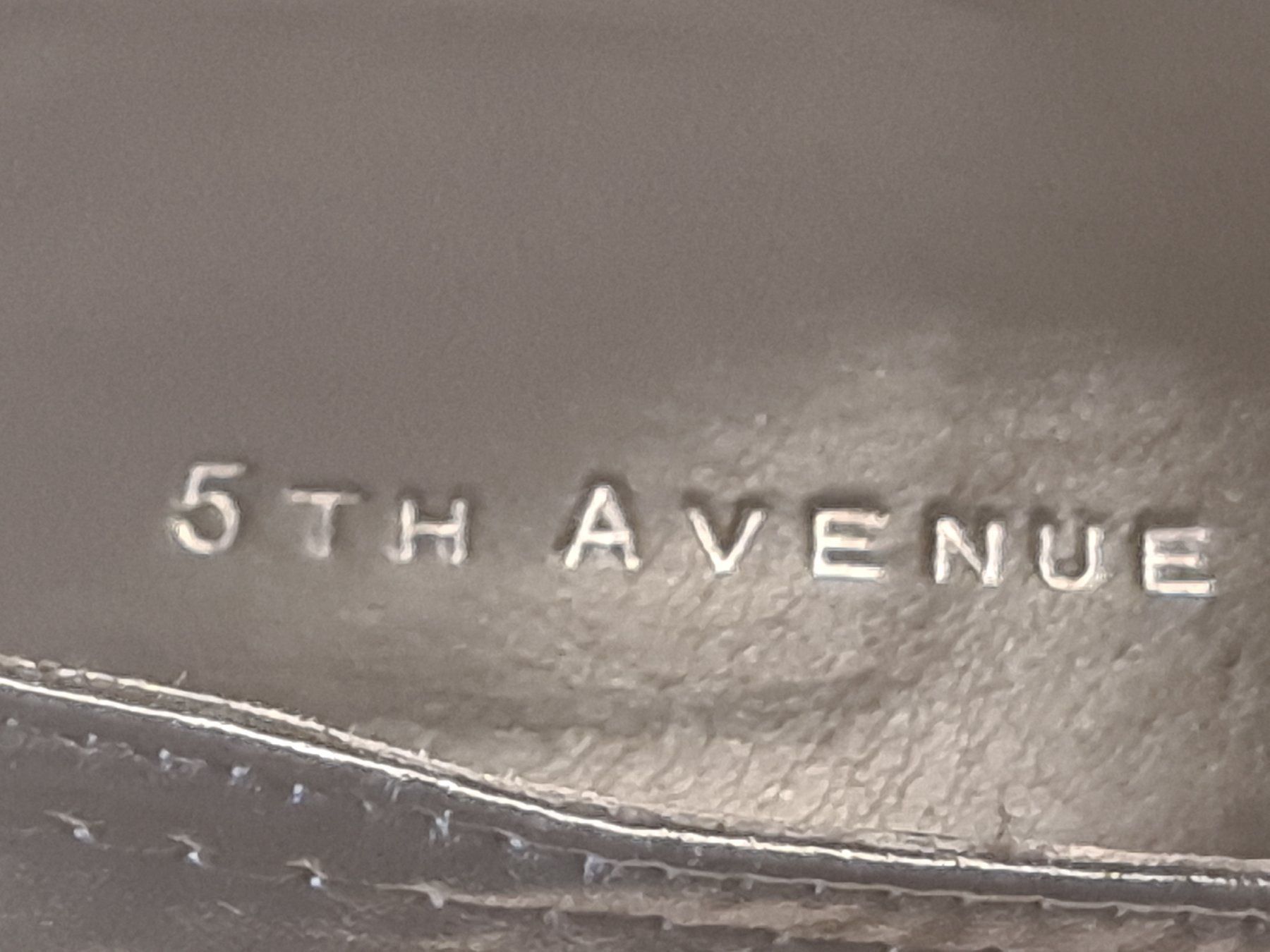 Damenschuhe: Damenhalbschuh 5th Avenue Gr. 38 – Gebraucht aus Zürich von Agios 4