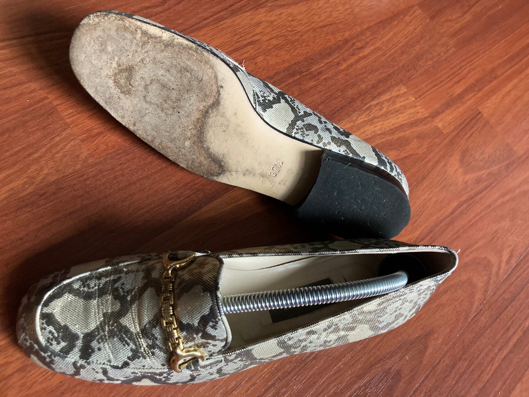 Bally Damenschuhe: Bally Loafer Damen gold mit Original-Box – Gebraucht aus Unterseen von amj_zz7j 3