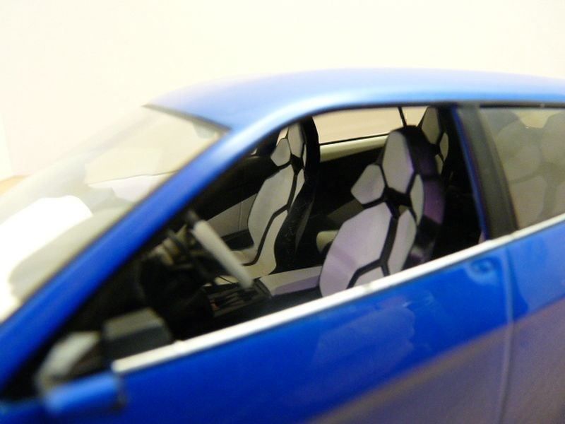 Lamborghini Modellini d'auto: Lamborghini Urus Concept Car 2012 Auto China Peking dunkel – Nuovo e nell'imballaggio originale da Gerlafingen venduto da espero88 7