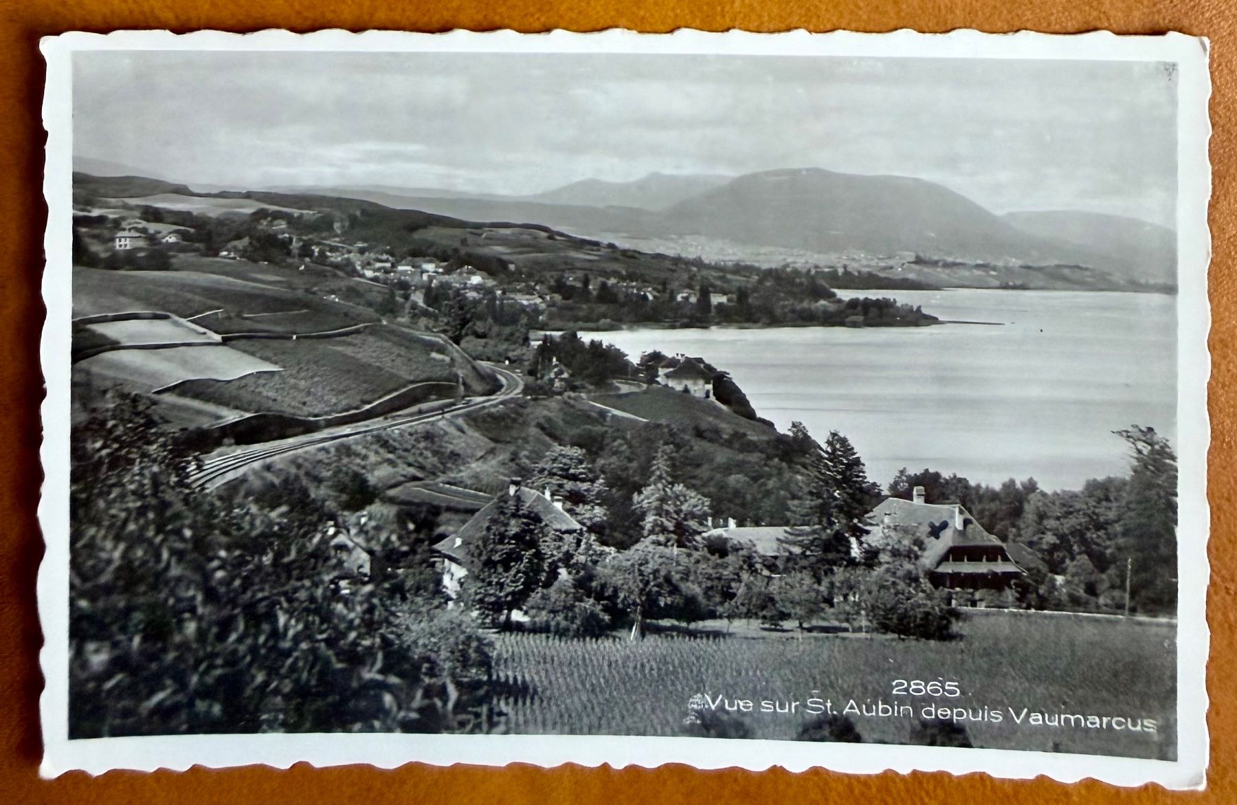 Cartoline postali: St. Aubin - depuis Vaumarcus. 1937 – Usato da Lutry venduto da Ediego