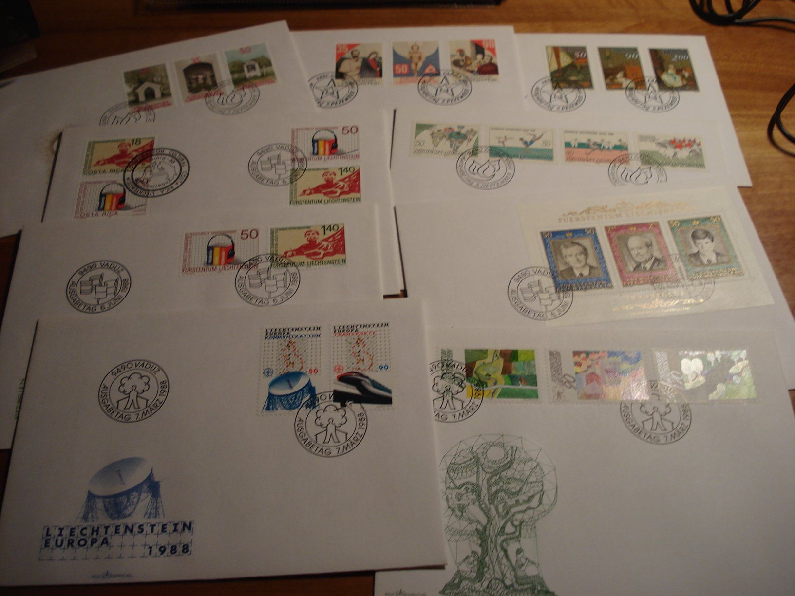 Tous les timbres: Liechtenstein, Set FDC 1988, 9 Belege, mit Block – D'occasion à Niederwil AG par morostahu 1