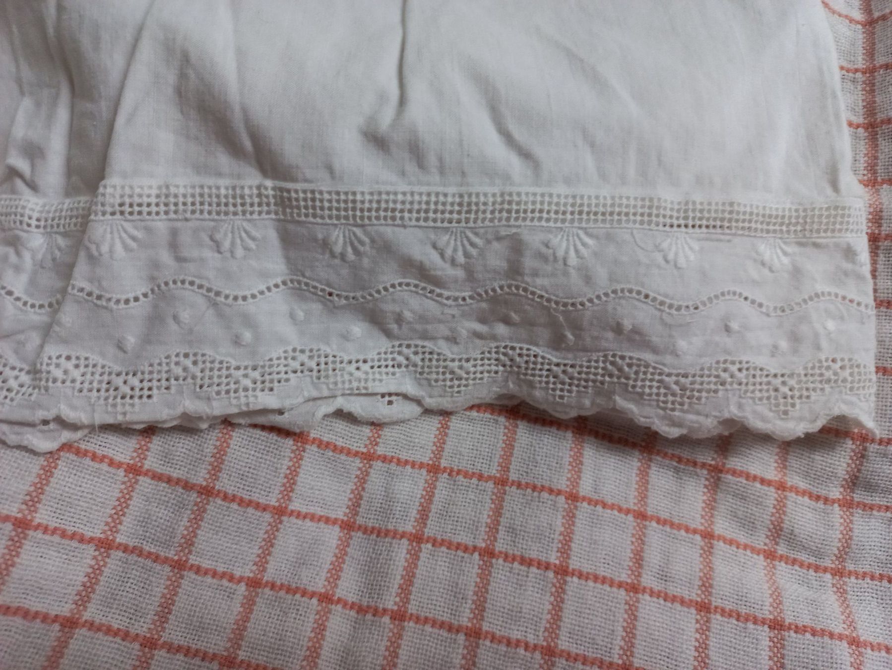Altra biancheria intima: Sehr alte Unterhose mit Spitzen – Usato da Büttikon AG venduto da Annale 4