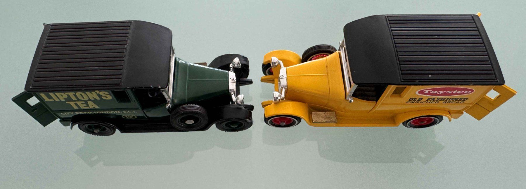 Matchbox Modellini d'auto: Matchbox: 2 Modellauto Talbot Van Lipton Tea & Taystee Bread – Usato da Sursee venduto da Pidu63 1