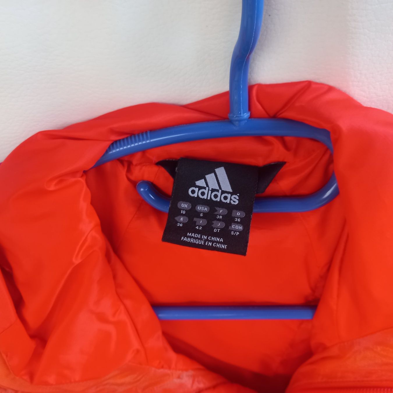 Adidas Gilet & Giacche senza maniche: Gilet Weste Adidas gr.36 – Usato da Ennetmoos venduto da enzian24 3
