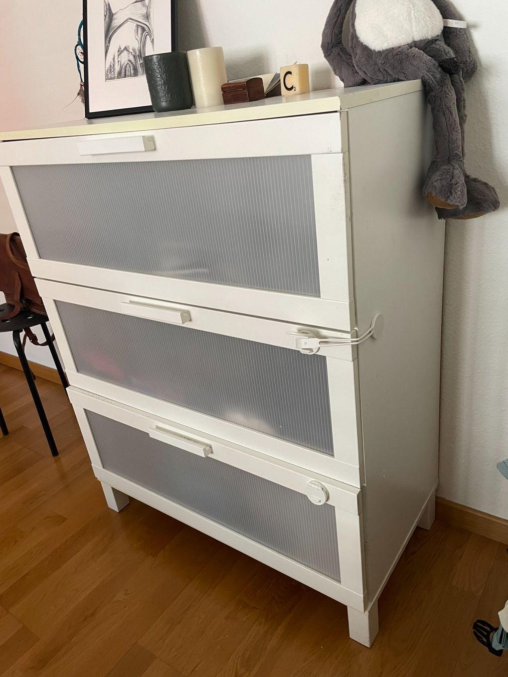 Armadi: IKEA wardrobe cabinet with 3 tilt-out compartments – Usato da Zürich venduto da carlaferico 2
