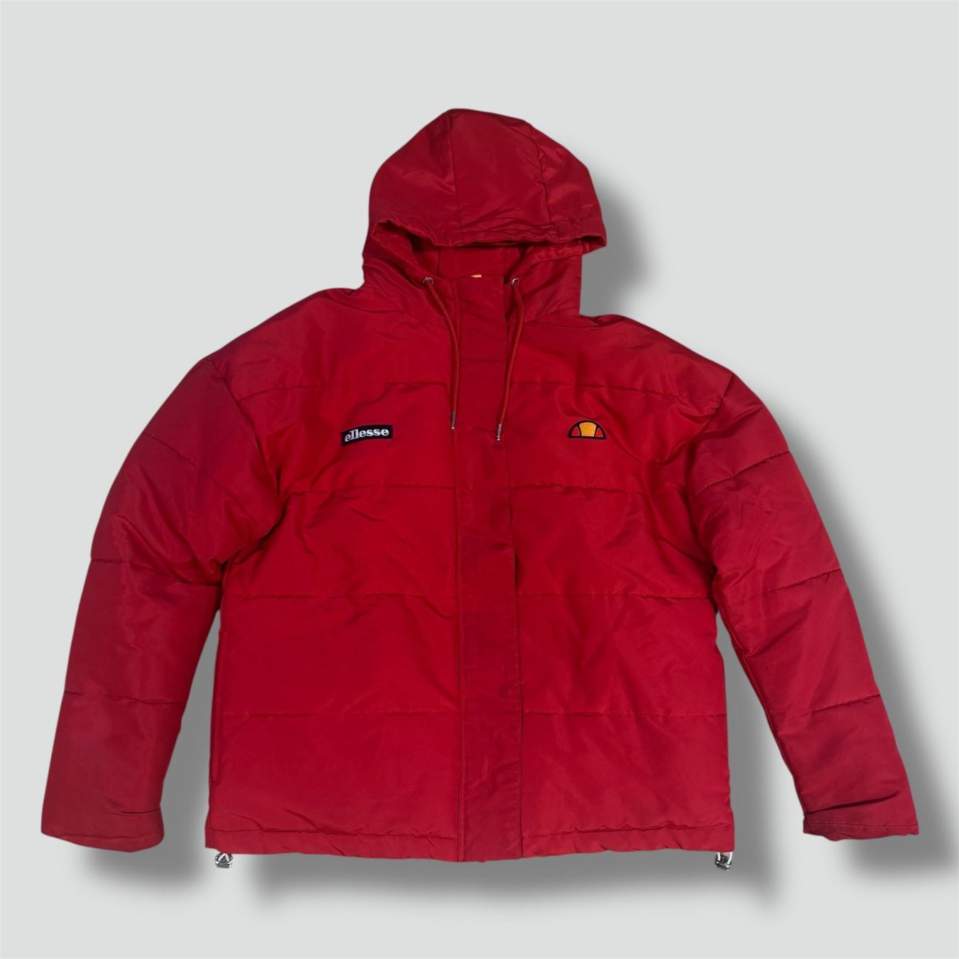 Ellesse Giacche: Ellesse retro red puffer jacket winterjacke polyester M – Usato da St. Gallen venduto da sourced_limited