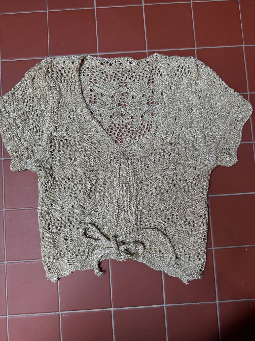 Tops: Haut filament doré Carnaby – Neuf (Voir description) à Blonay par Celuna
