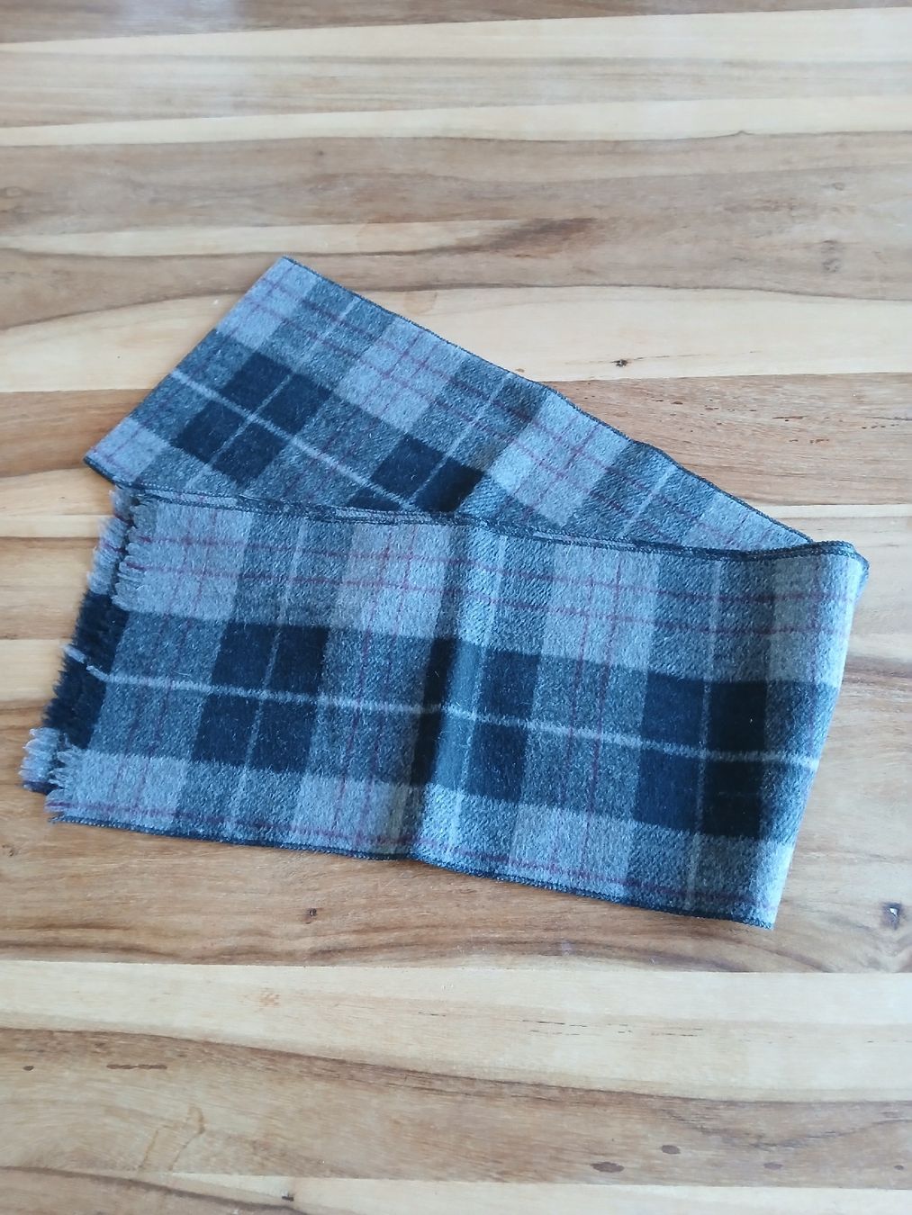 Foulards, Tücher & Schals: Winter Scarf:  Blue & Grey, Unisex Style – Gebraucht aus Dübendorf von LoRi-2026 2