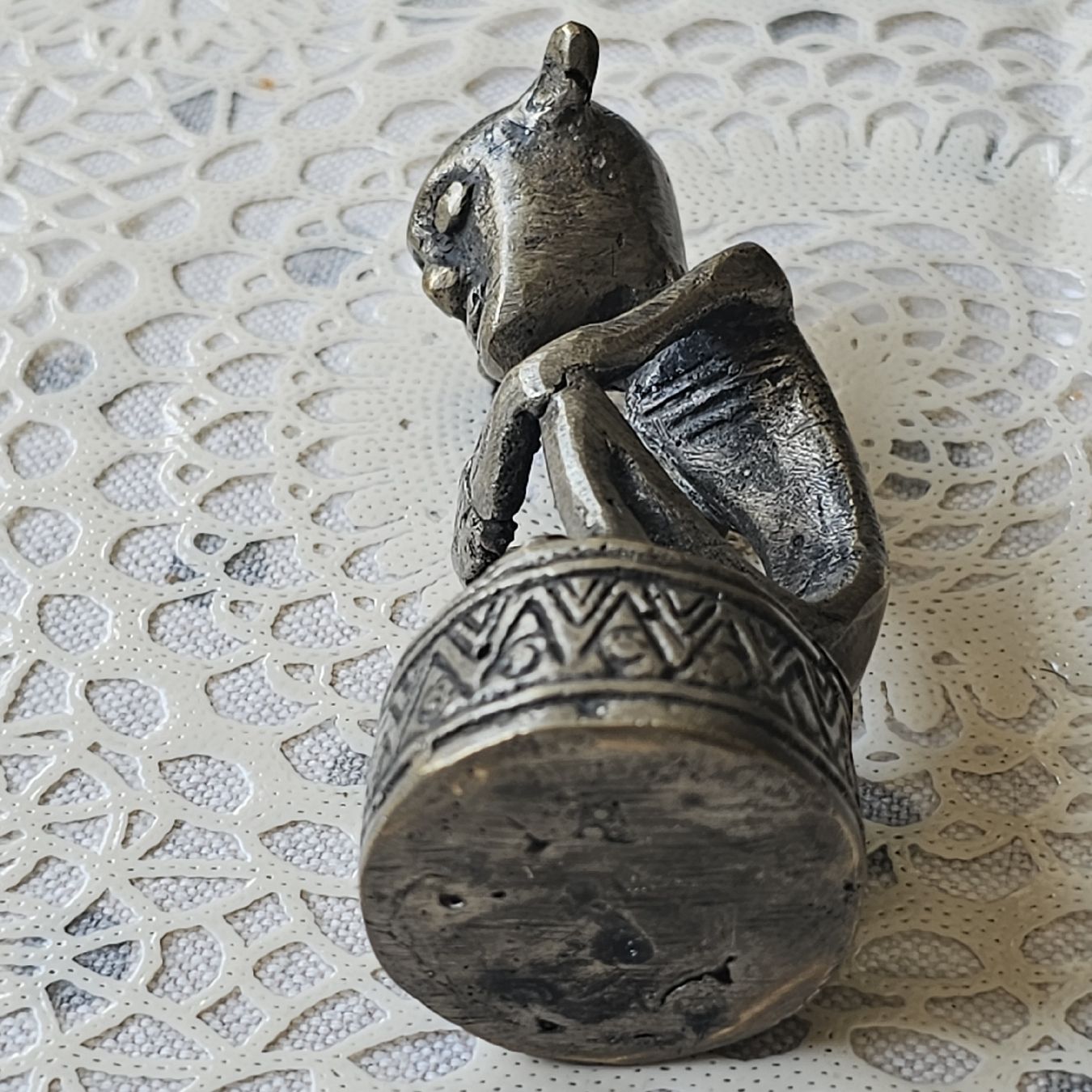 Statuette: „Der Denker“ oder Ahnenfigur interpretiert – Usato da Füllinsdorf venduto da raz_mw2k 6