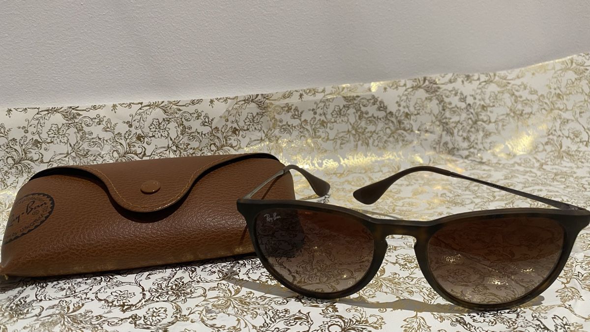 Ray-Ban Lunettes & Verres: Ray Ban Sonnenbrille – Neuf (Voir description) à Hellikon par anj_qtk7