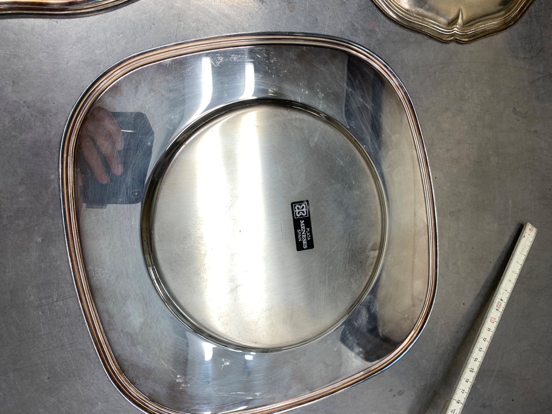 Piatti di portata: 3 Serviertablet silber oder versibert total 1.566kg – Usato da Rickenbach SZ venduto da Frickler 8
