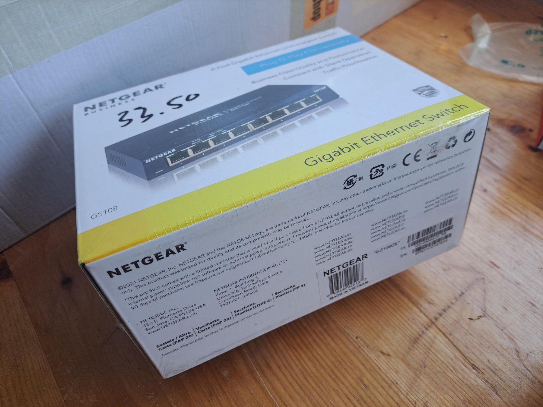 Netgear Hub & Switch: 8-Port-Gigabit-Switch Netgear GS108 – Nuovo e nell'imballaggio originale da Attiswil venduto da ewy_g8th