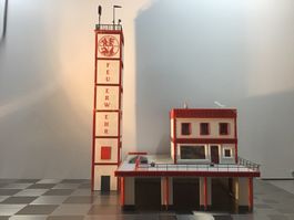 FALLER MODERNE FEUERWACHE