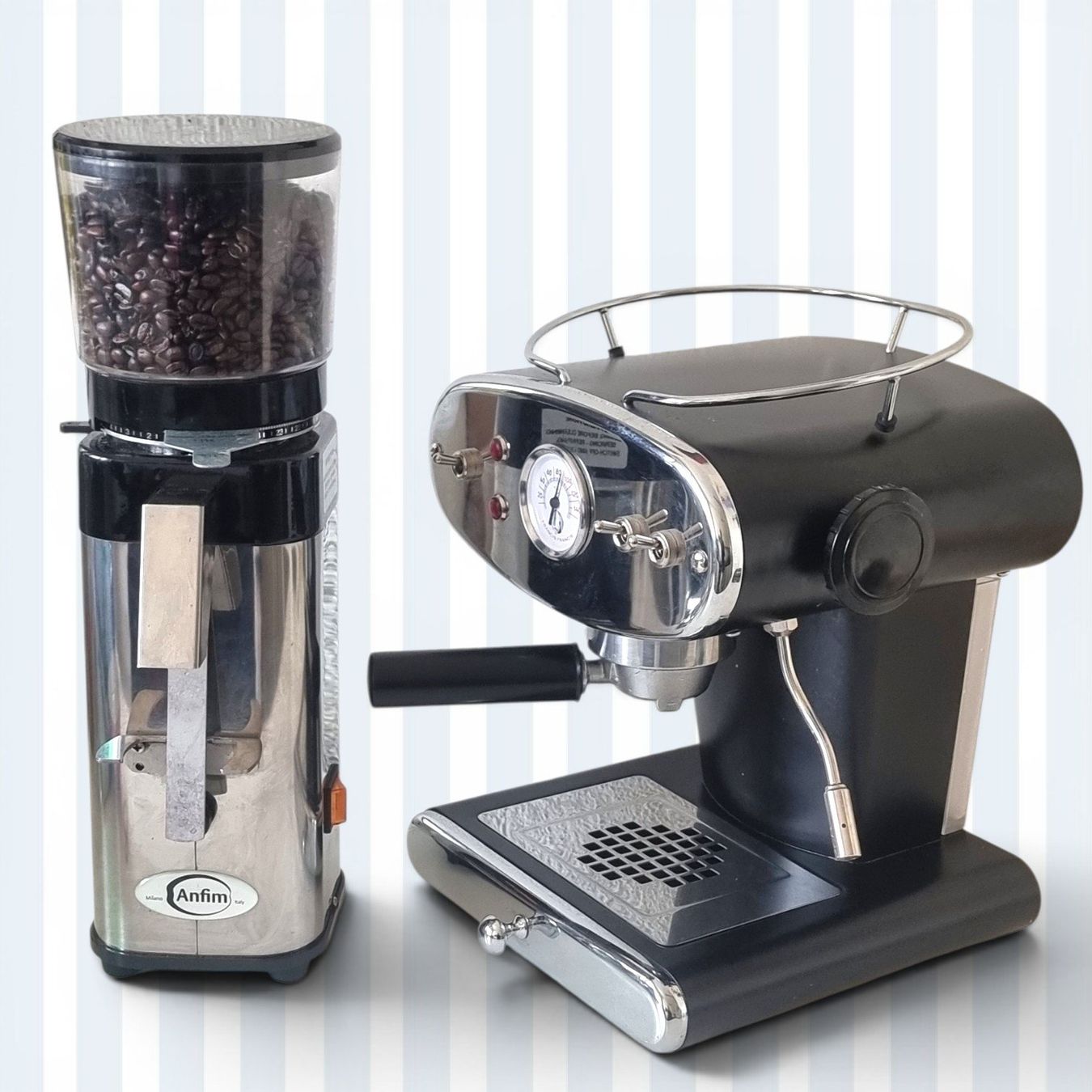 FrancisFrancis! Macchine per caffè & Macchine per espresso: Illy X1 Espressomaschine für Gemahlenen Kaffee – Usato da Zürich venduto da Pinogaudio 1
