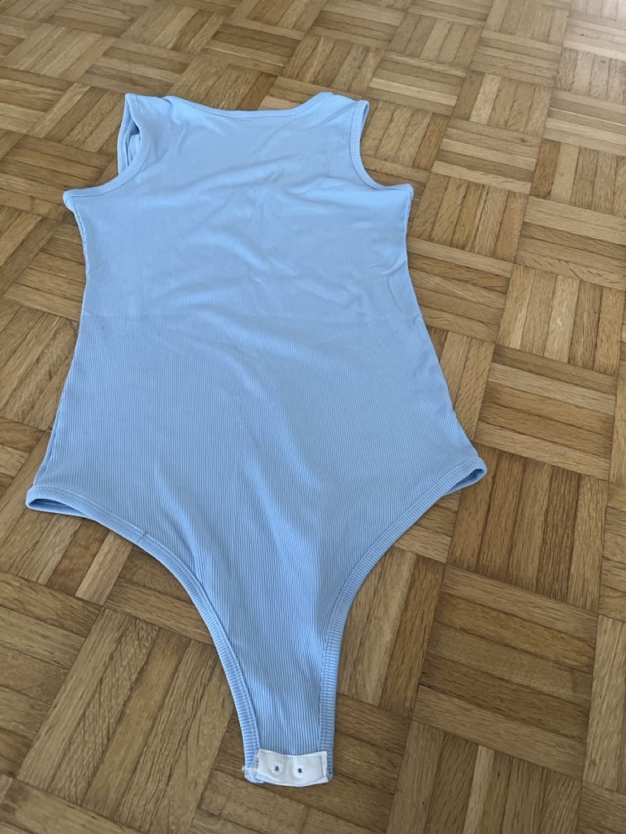 Shein Top: Damen Body ärmellos hellblau – Nuovo (secondo la descrizione) da Grüningen venduto da liliane.tebane 1