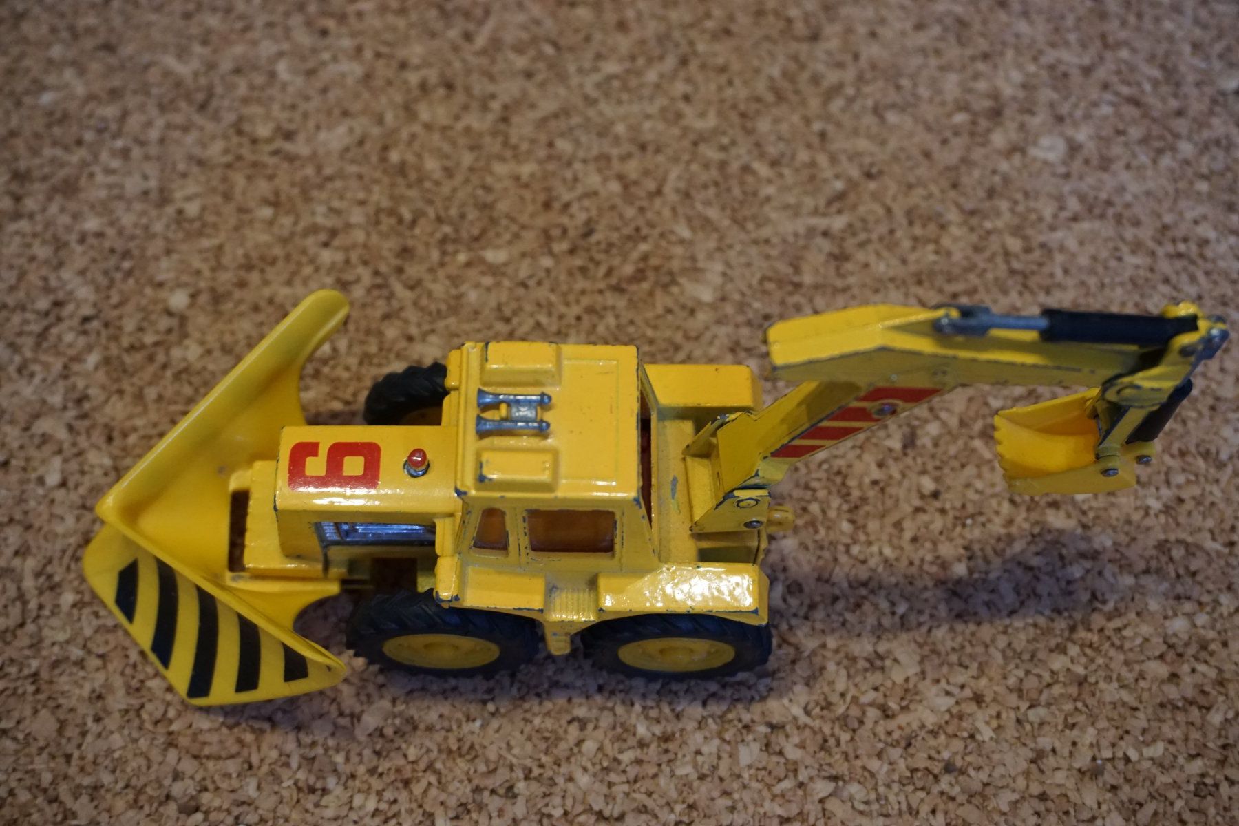 Matchbox Voitures modèles: Matchbox Tractor Excavator Muir COOL !!!!!!!!!!!!!!!!!!!!! – D'occasion à Reiden par Doppeldecker69 4