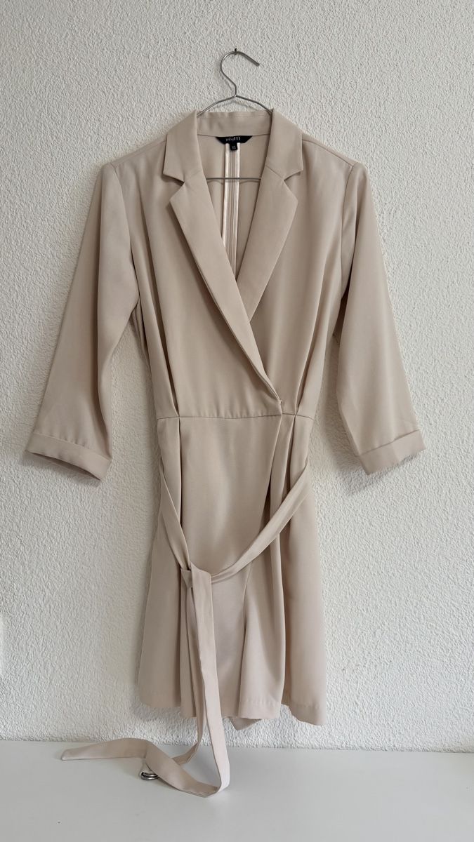 Tute: Blazer-Jumpsuit Grösse XS – Nuovo (secondo la descrizione) da Bonstetten venduto da AngelaF23