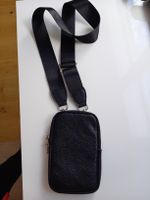 Schwarze Umhängetasche aus Leder – Top Zustand!