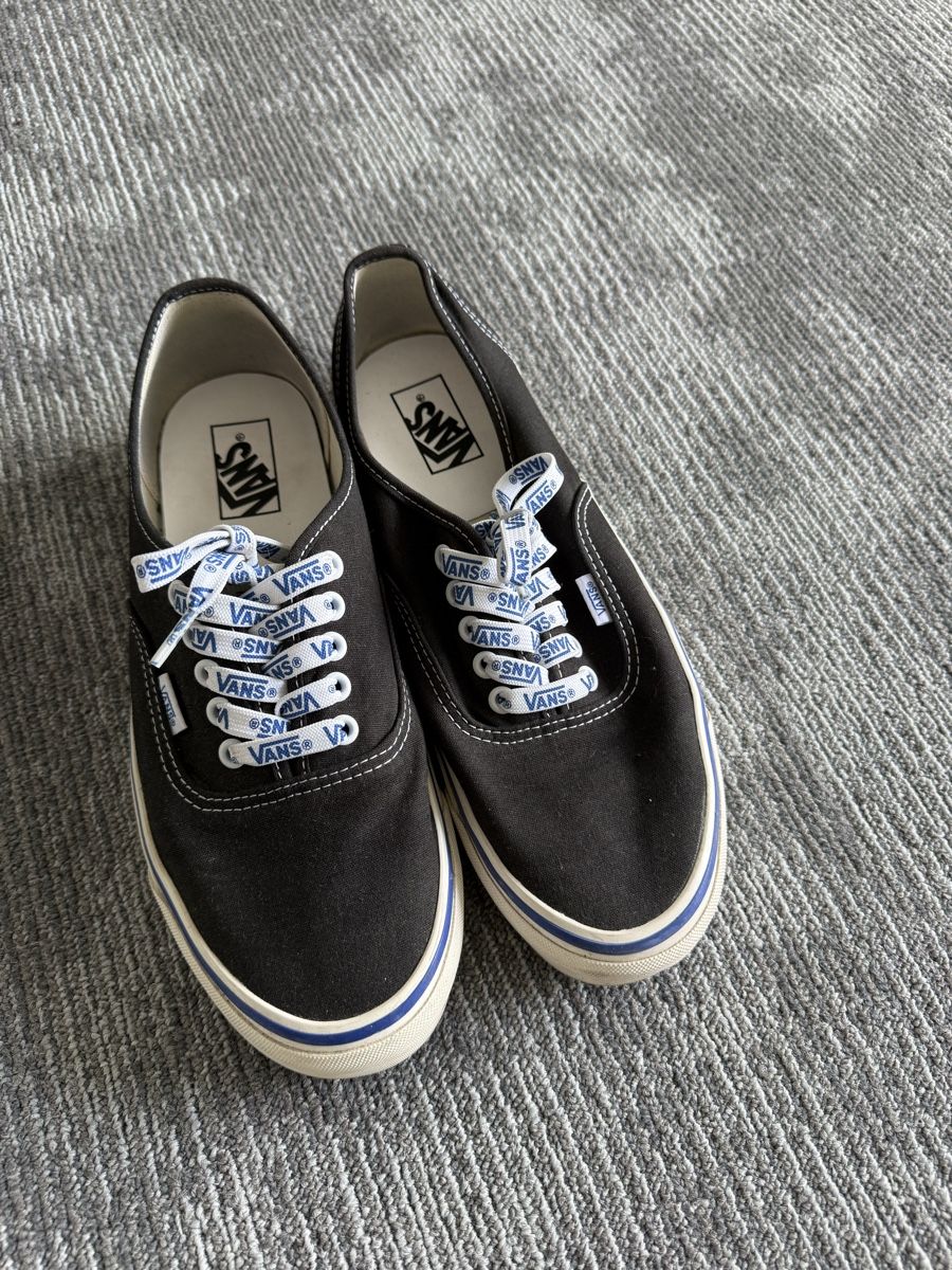 Vans Scarpe da uomo: Vans Style 44 Sneaker Schwarz Gr. 44.5 – Usato da Winterthur venduto da Matti43