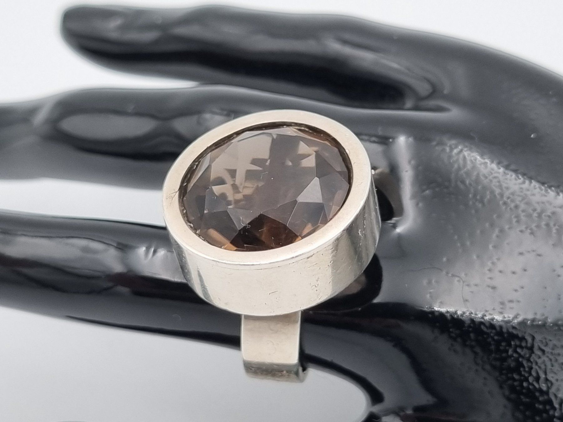 Anelli: Silberring 925 mit riesigem Stein (Rauchquarz oder Glas) – Usato da Kölliken venduto da ter_lkc7 1