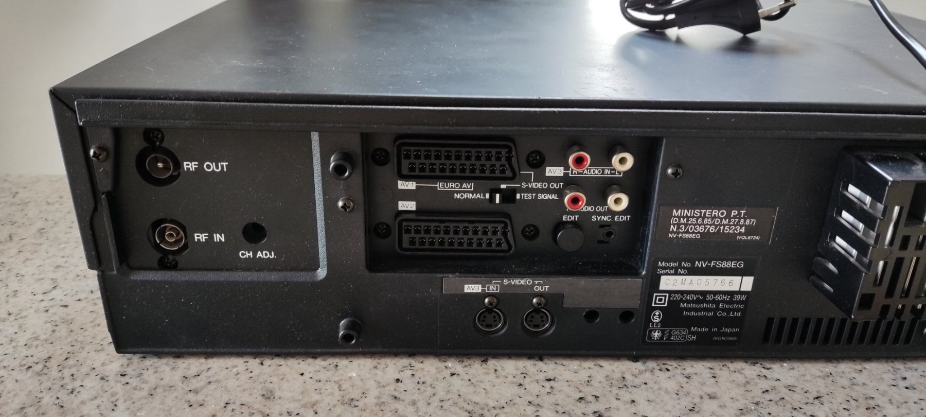 Panasonic Enregistreurs: Super-VHS Videorecorder FS88 von PANASONIC – D'occasion à Schongau par Retro_Shop 5
