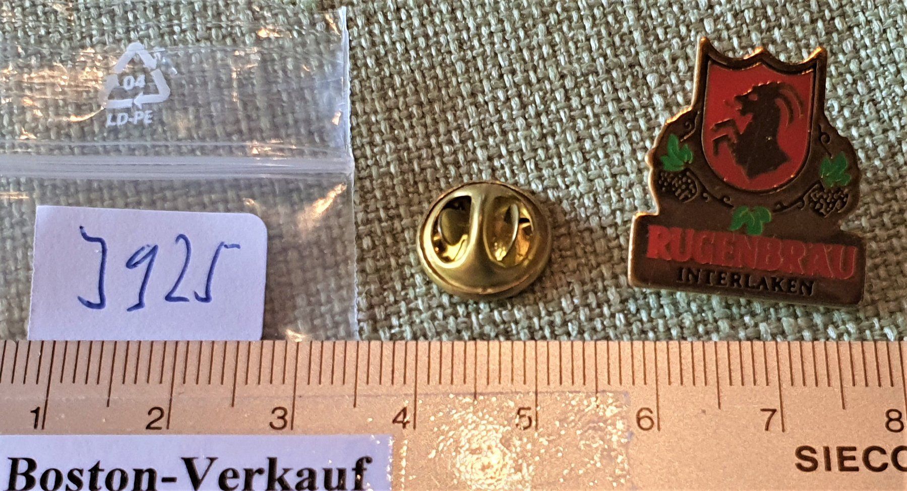 Placchette & Badge: J925 - Pin Bier Rugenbräu Interlaken – Usato da Reinach BL venduto da Boston-Verkauf 1