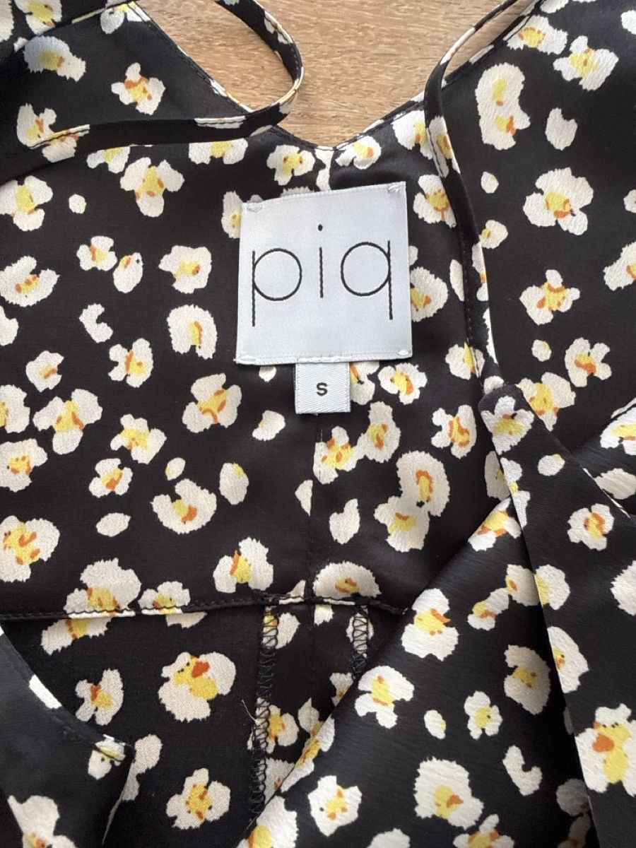 Tops: PIQ – Gebraucht aus Gibswil von spongii 1