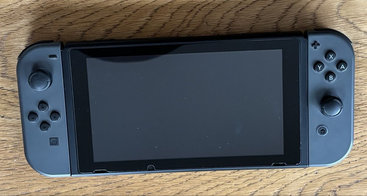 Nintendo Console: Nintendo Switch  – Usato da Zürich venduto da Cristobal203
