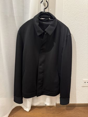 ZARA Jacke in Schwarz