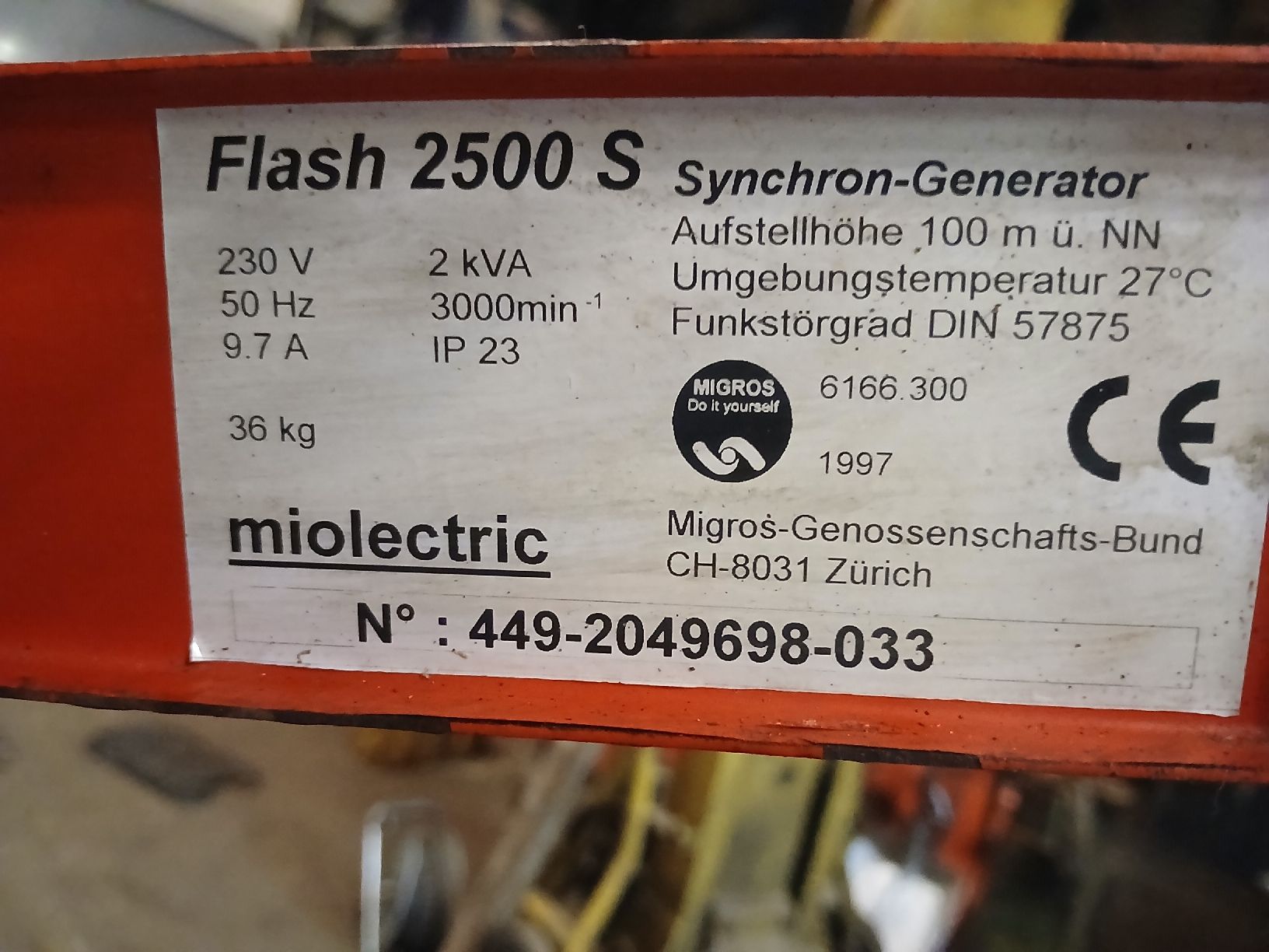 Generatori di corrente: Generator 230 Volt 9.7 A Briggs Stratton Motor – Usato da Gränichen venduto da Chregu1070 4