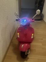Kinder Elektro Vespa pink mit Ladegerät gebraucht