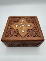 Holzschatulle, Handgeschnitzt, Schmuckkassette