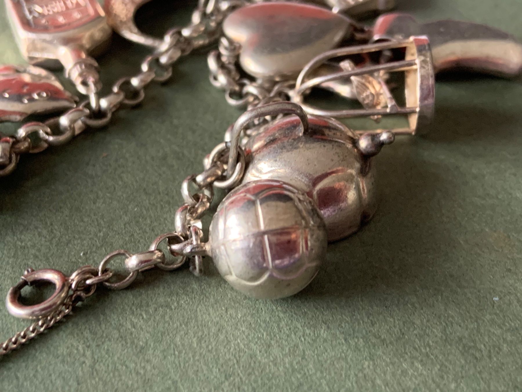 Armbänder & -reifen: Bettel-Armband Glücksbringer (17 cm) – Gebraucht aus Laufen von belleskulptur 5