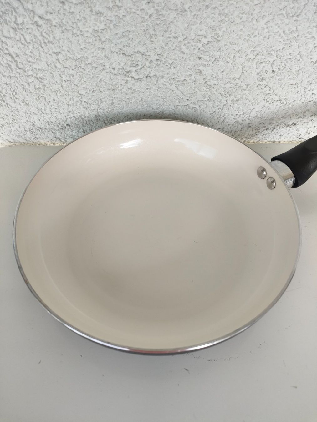 Padelle: Praktische Pfanne weiss – Usato da Dietikon venduto da MJ_Sporting 2