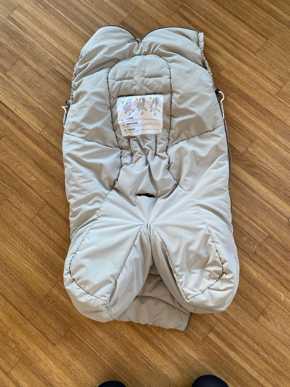Sacchi a pelo: Warmer Fusssack für Babyschale oder Kinderwagen – Usato da Horgen venduto da Stan-the-Man 3