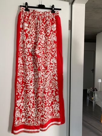 Pantalon Comma rouge et blanc taille 34 bon état