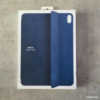 iPad Smart Folio