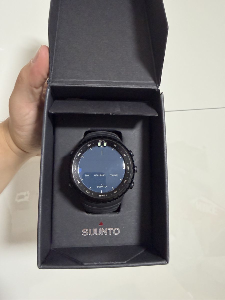 Suunto Montres: SUUNTO CORE all black – D'occasion à Niederbipp par yar_tf6f