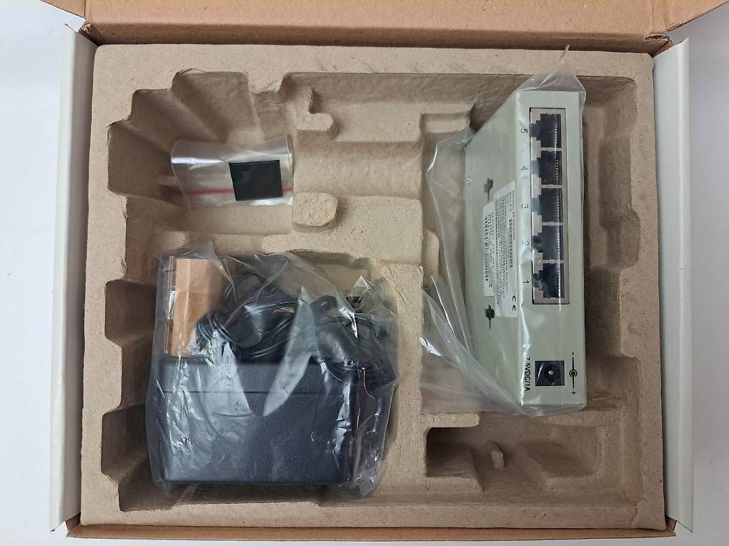Hub & Switch: Roline Ethernet Switch Box 5-Ports – Usato da Gutenswil venduto da urs_55ng 2
