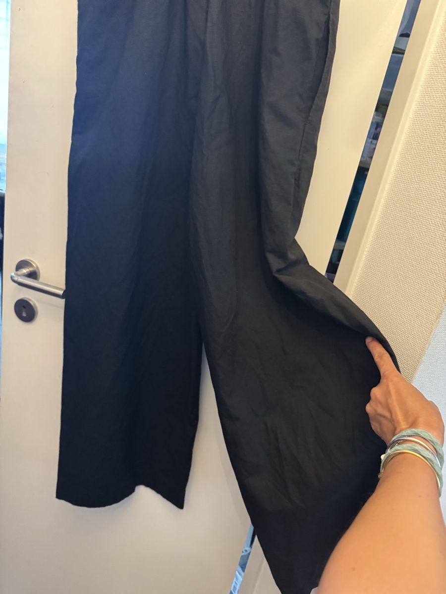 Tute: Uniqlo Leinen Jumpsuit Overall – Usato da Obfelden venduto da cesarina10 1