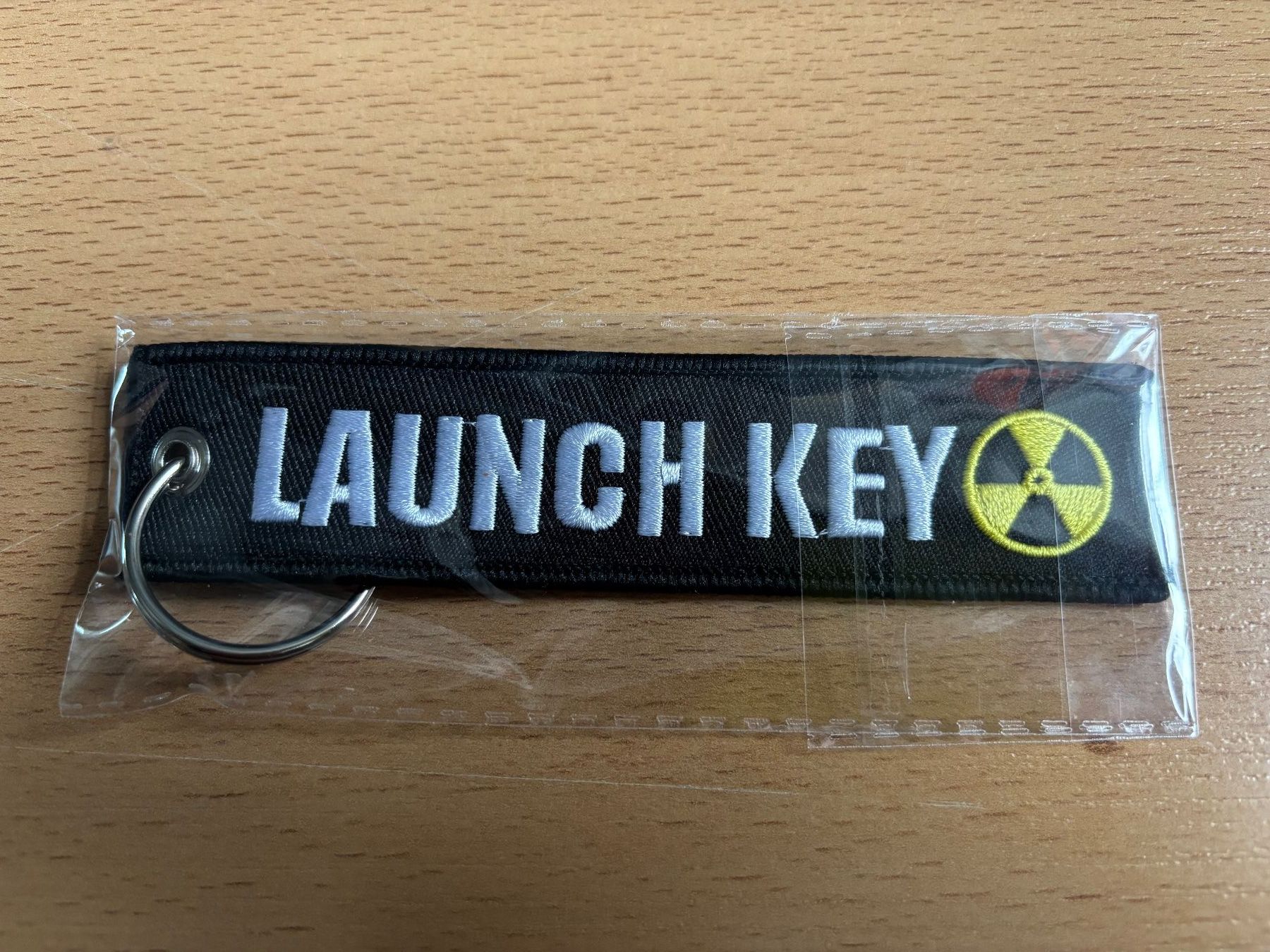 Portachiavi: 1 Schlüsselanhänger LAUNCH KEY – Nuovo e nell'imballaggio originale da Hochfelden venduto da aviatikboerse_top