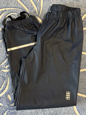 LEGO Wear Regenhose dunkelblau Grösse 140, neuwertig!