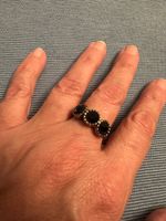 Ring mit drei Steinen, Schmuck, Damenring, Goldfarben