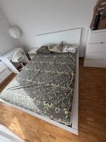 Bett 140x200 cm + Matratze – CHF 280